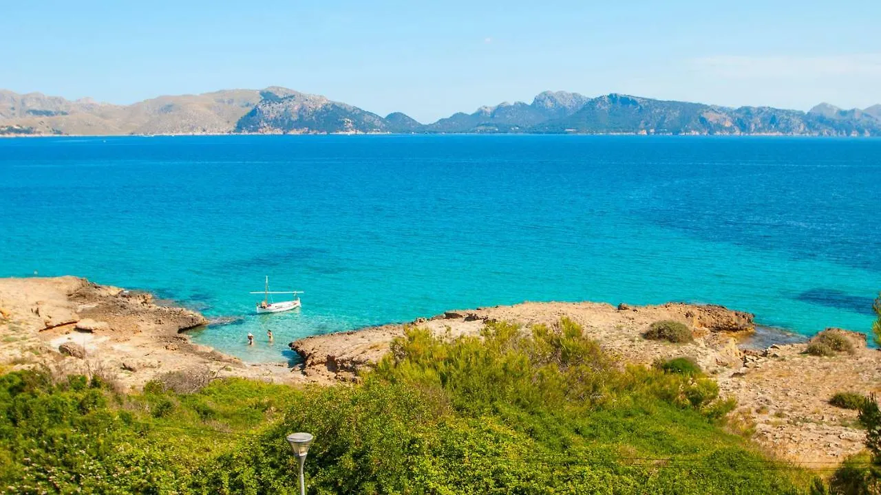 Finca Son Macia, amplia piscina, jardines en Selva, cerca de playas Selva  España