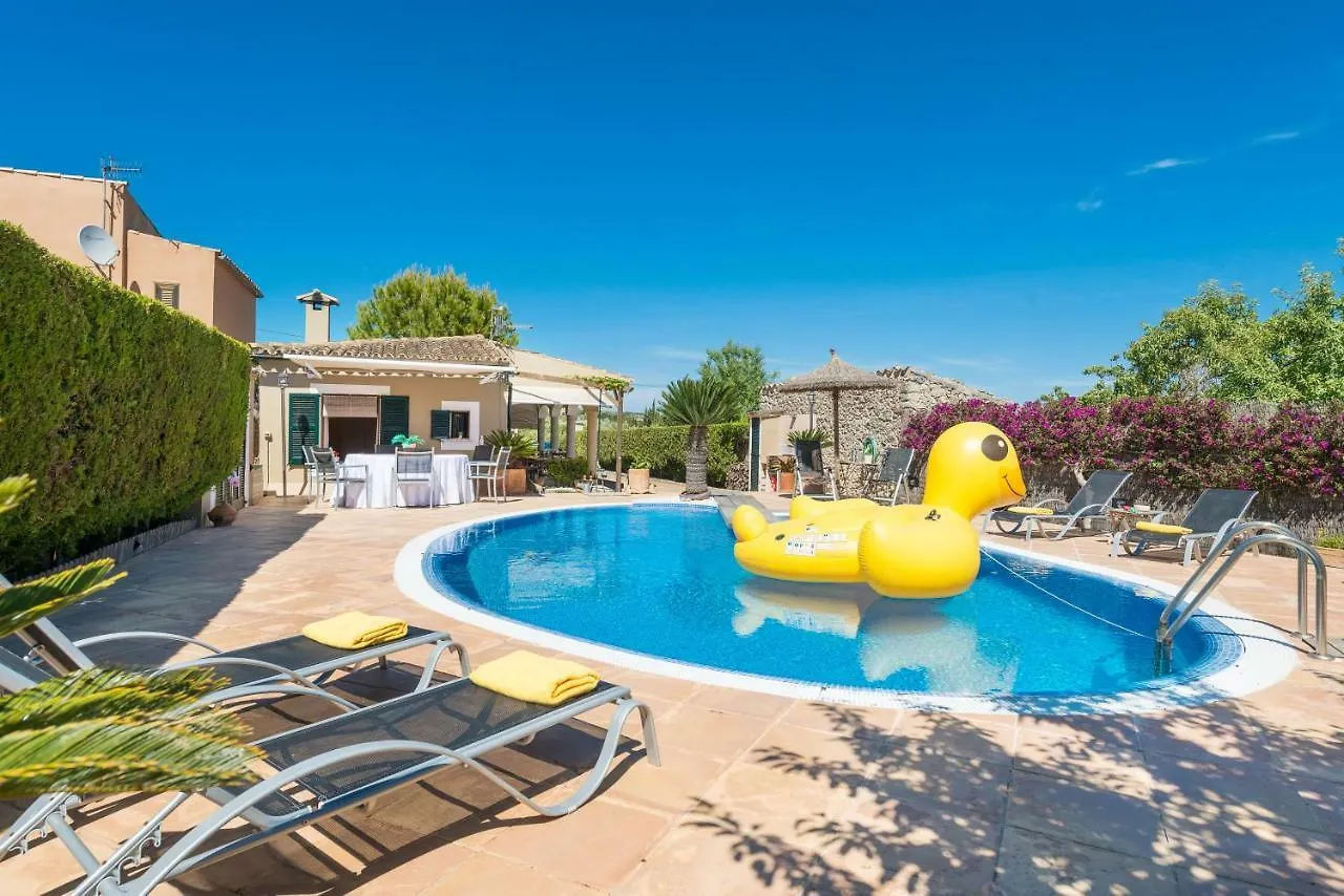 Finca Son Macia, Amplia Piscina, Jardines En Selva, Cerca De Playas location